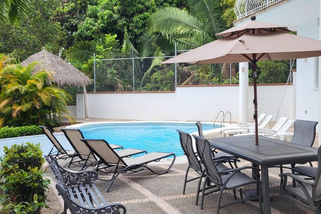 Villa Martha Garza Blanca - Heated Pool, Chef & Full Staff Included Puerto Vallarta Esterno foto